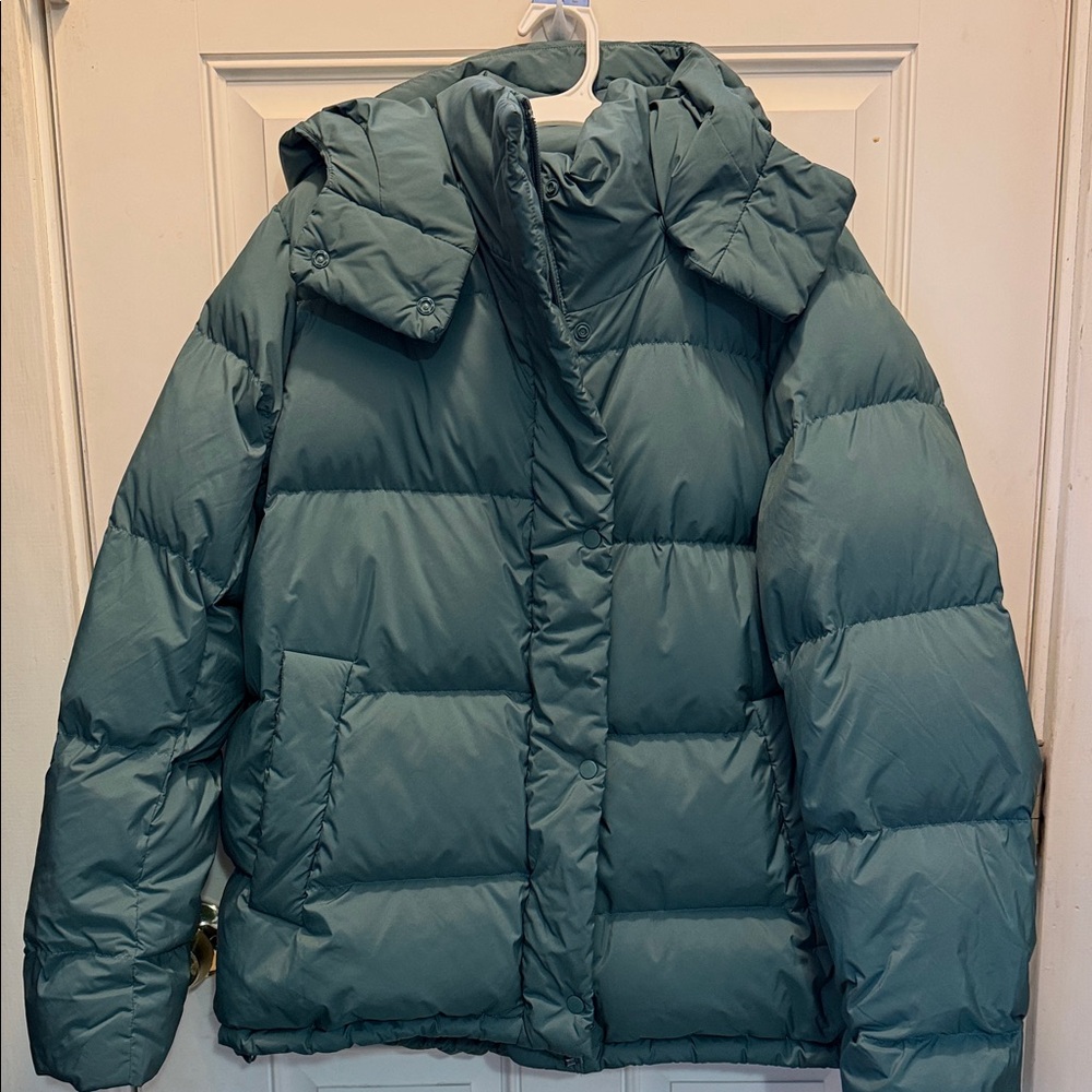 Lululemon Athletica Seafoam Puffer Jacket